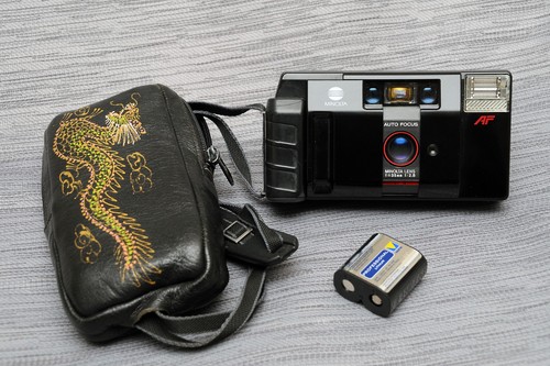 Minolta con obiettivo - af,