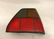 Fanale posteriore nero destro
