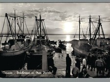 Taranto Pescherecci in mar