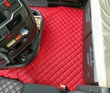 TAPPETO COPRICOFANO ECOPELLE ROSSO PER IVECO STRALIS S-WAY S WAY SWAY dal 2019