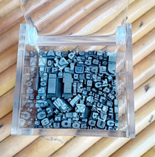 caratteri tipografici piombo