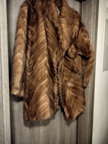 Pelliccia volpe - di,