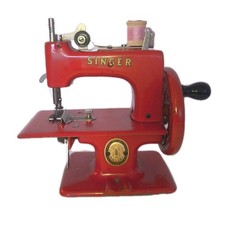 RARE! Red Singer 20 sewhandy