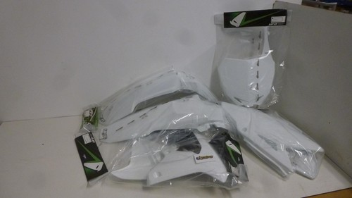 Kit carene plastic kit adatto