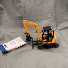 Escavatore United Rentals JCB