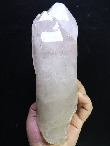 Esemplare minerale punto