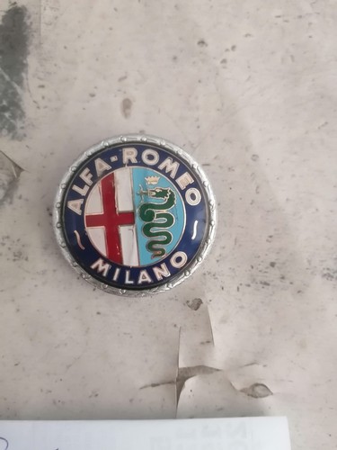 Alfa romeo milano fregio - romeo, sigla