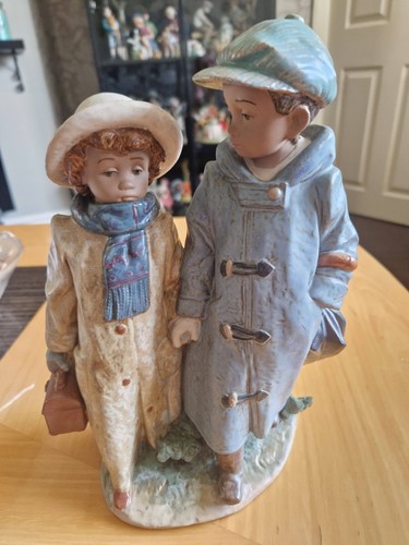 Lladro gres off away school - gres, to