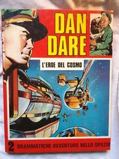 BEL ' CARTONATO ' A  FUMETTI DEL 1976 : '  DAN DARE - L' EROE DEL COSMO '