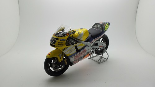 Minichamps honda nsr500 - minichamps,