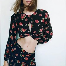 Crop top Zara nero floreale