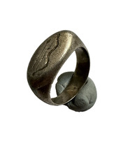 Anello antico romano in