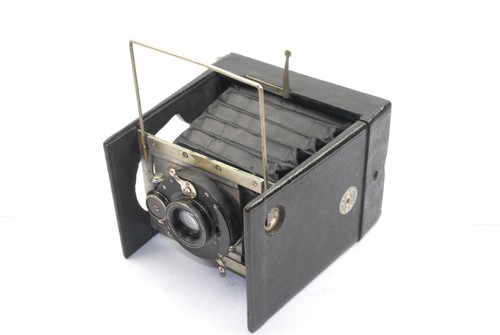 Rara fotocamera compatta