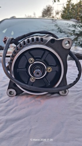 Alternatore generatore - alternatore,