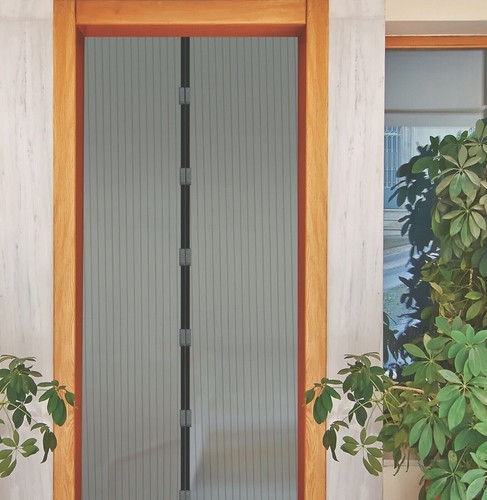 Magnetic screen door - magnetic,