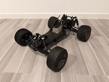 HPI Firestorm 10T Nitro 1:10 Stadium Truck RC Scooter con servomotori - LRP Reely