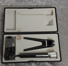 Vecchio microfono magnetico