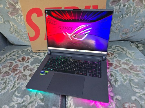 Asus rog strix g16 - strix,