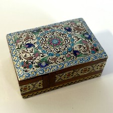 Scatola dipinta a mano