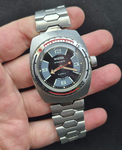 Orologio sovietico vintage