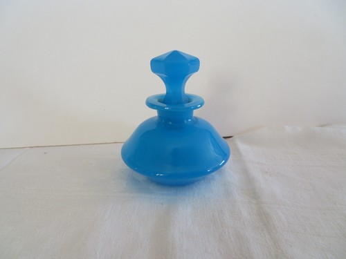 Ancien petit flacon opaline - petit, en