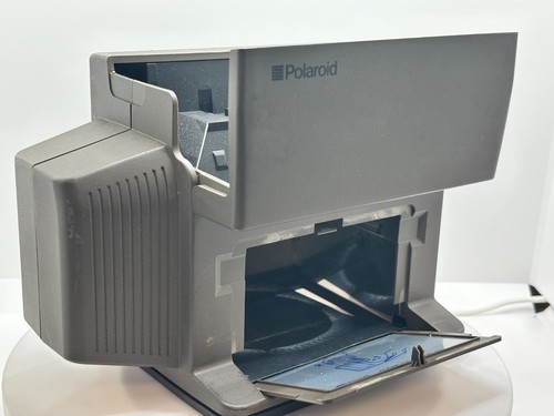 Polaroid close stand - close-up,