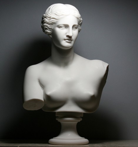 Testa busto della dea - di,