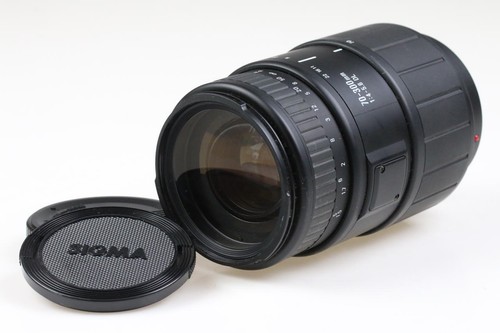 Sigma 300 0 - 70-300, f/4,0-5,6