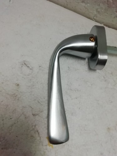 Maniglia per finestra - per, di
