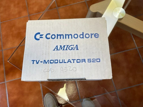 Commodore amiga a520 - amiga,