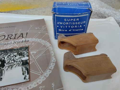 Vintage universal vittoria - by,