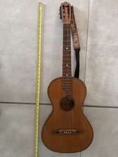 Antica chitarra da concerto