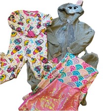 Pigiama tuta e coprigambe coda