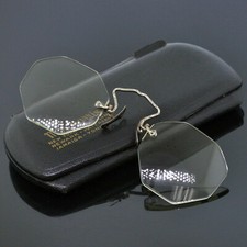 Occhiali da vista antichi