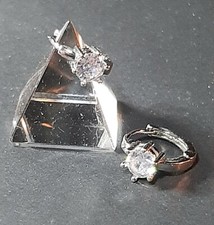 Orecchini Oro Bianco Con Zaffiri Bianchi