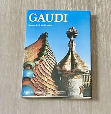 Gaudi by Ignacio de