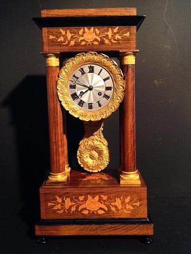 Antico grande orologio - , in