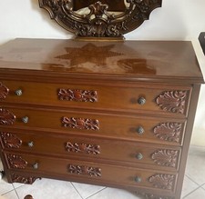 Cassettiera Vintage in Legno con Intagli in Stile Barocco (Anni '70)