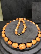 collana sassi corallo cerasuolo