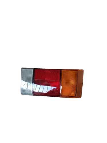 Plastica fanale post - fanale, destro