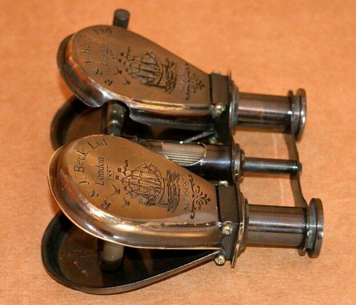 Antico binocolo monocolo