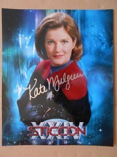 KATE MULGREW   captain Janeway Star Trek Voyager  signed photo 20x25