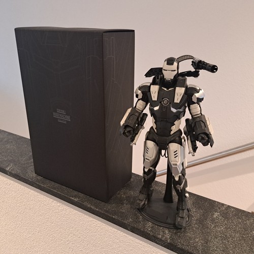 Hot toys iron - iron, man