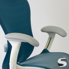 Herman Miller Mirra 2