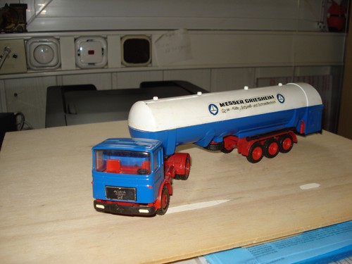 Conrad 4961 mercedes - 1:50,