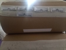 Etichette Stone Island 