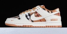NIKE SB DUNK LOW SUPREME