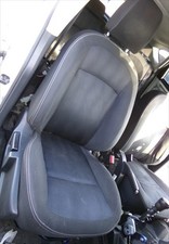 sedile anteriore destro NISSAN