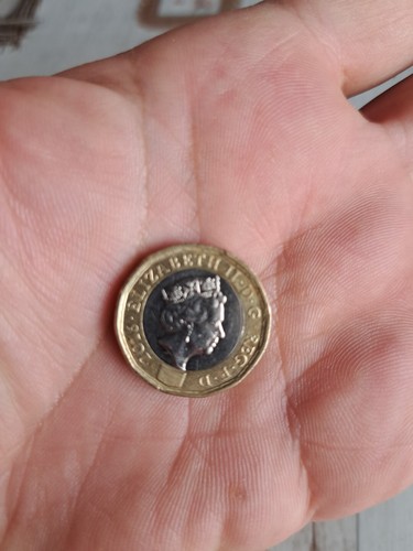 One pound 1 - pound, 🇬🇧/1