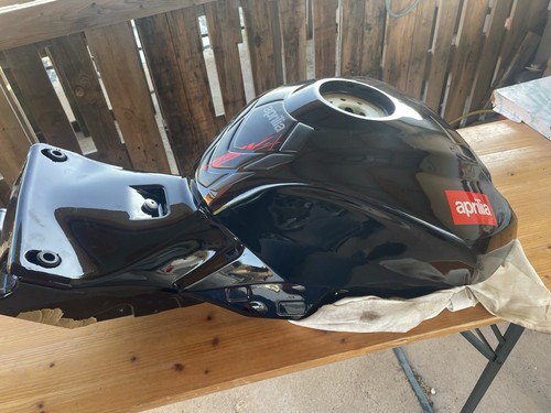 Serbatoio aprilia rsv4 2010 - serbatoio,